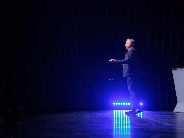 XCONFERENCE-374